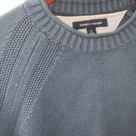 Tommy Hilfiger Size Medium 100% Cotton Sweater in blue VGUC. - Picture 6 of 13